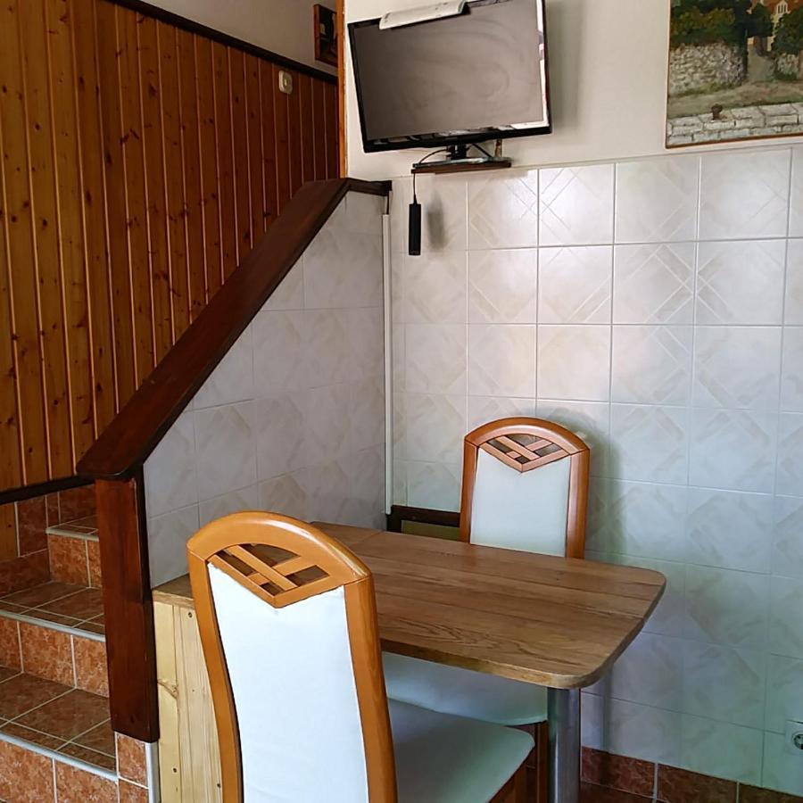 Berto Apartment Nerezine Bagian luar foto