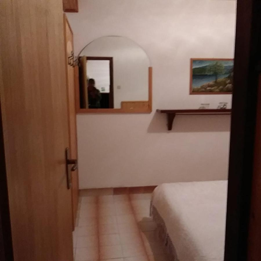 Berto Apartment Nerezine Bagian luar foto