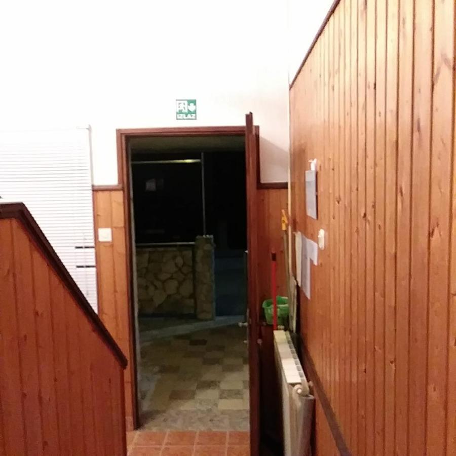 Berto Apartment Nerezine Bagian luar foto
