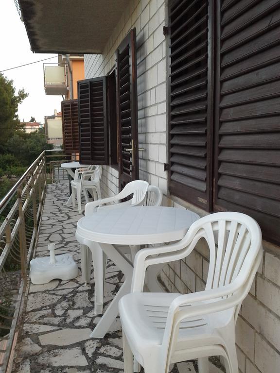 Berto Apartment Nerezine Bagian luar foto