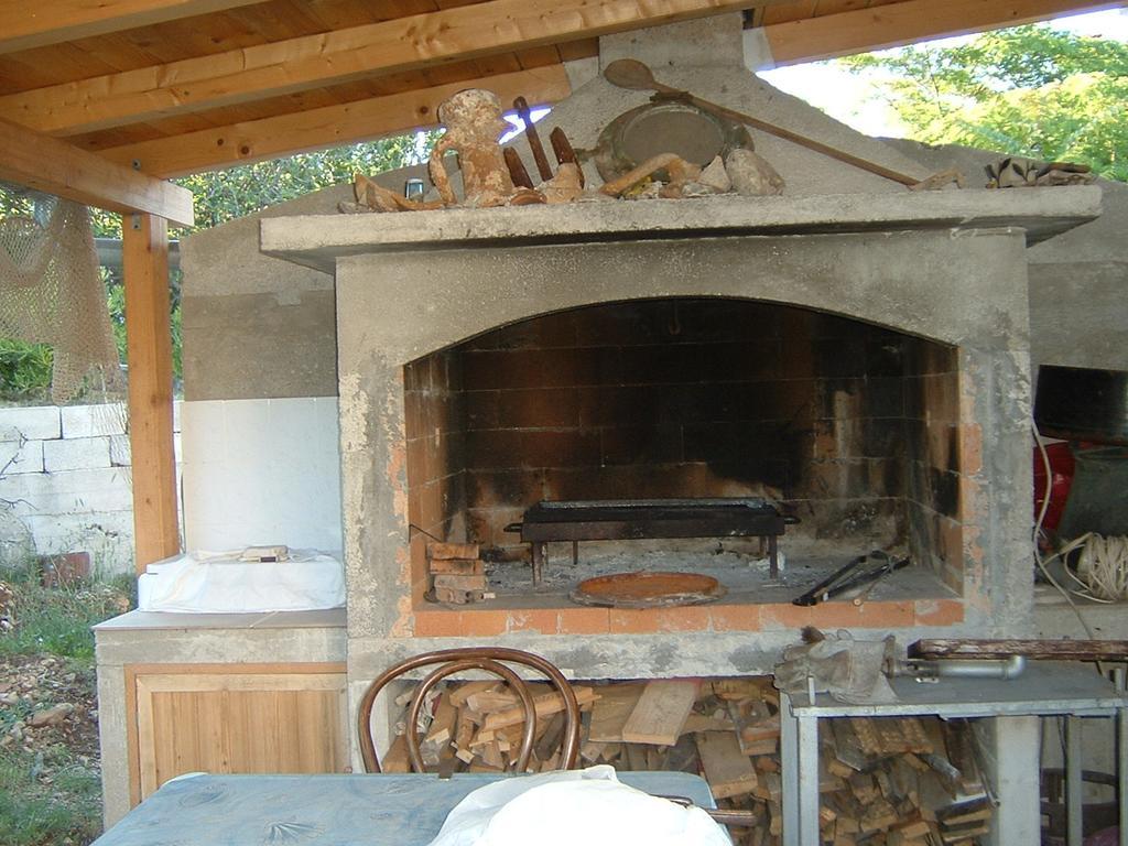 Berto Apartment Nerezine Bagian luar foto