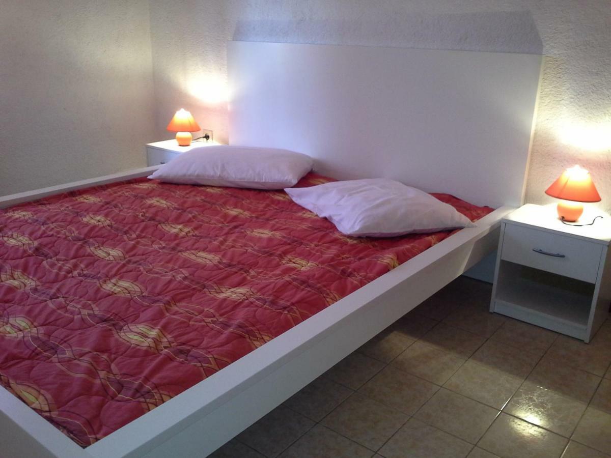 Berto Apartment Nerezine Bagian luar foto