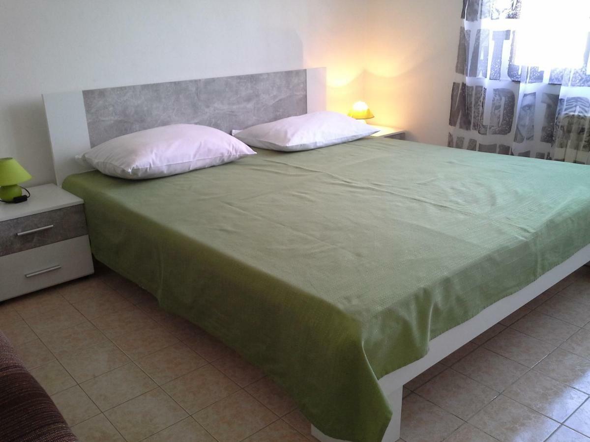 Berto Apartment Nerezine Bagian luar foto