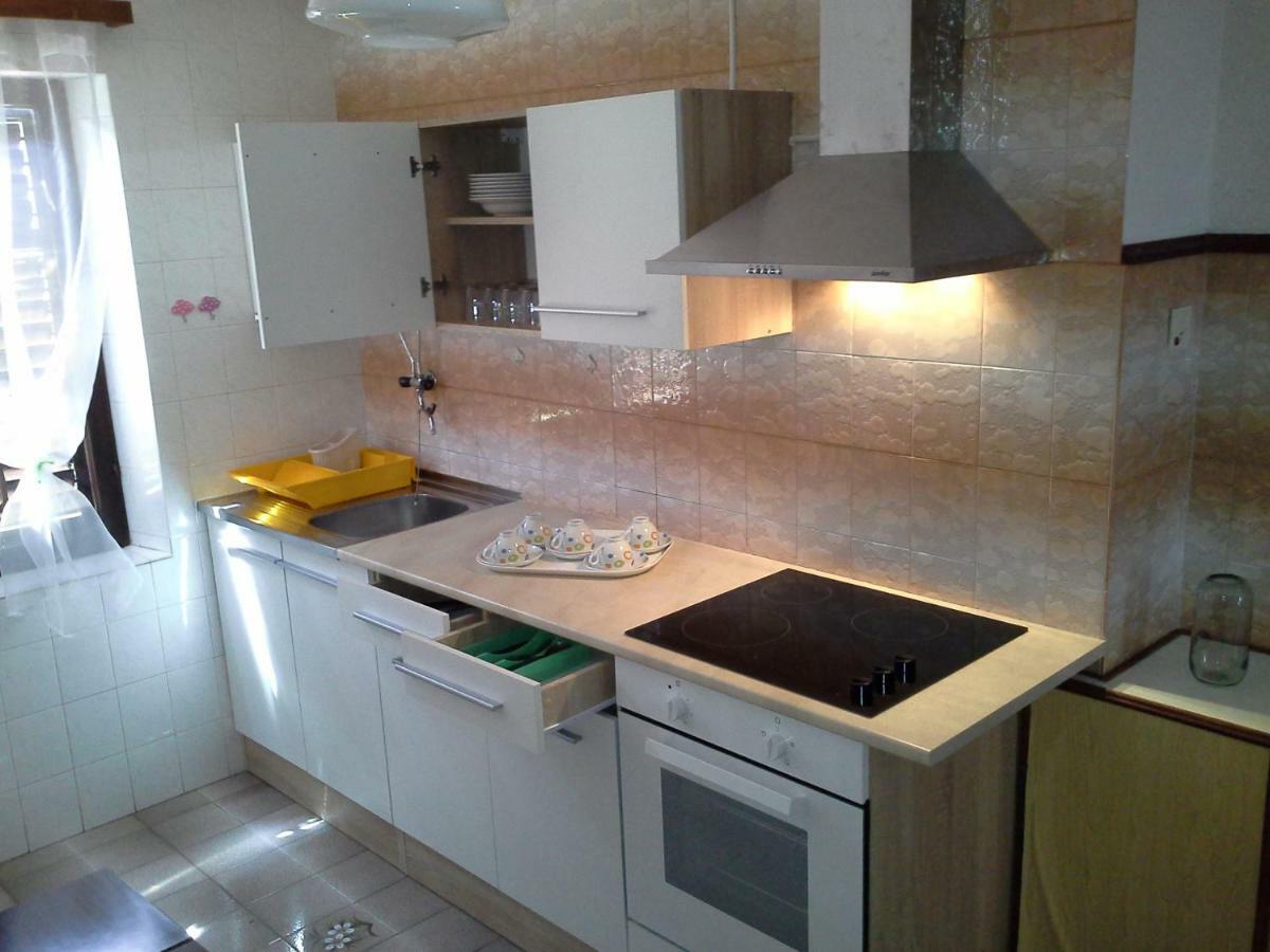 Berto Apartment Nerezine Bagian luar foto